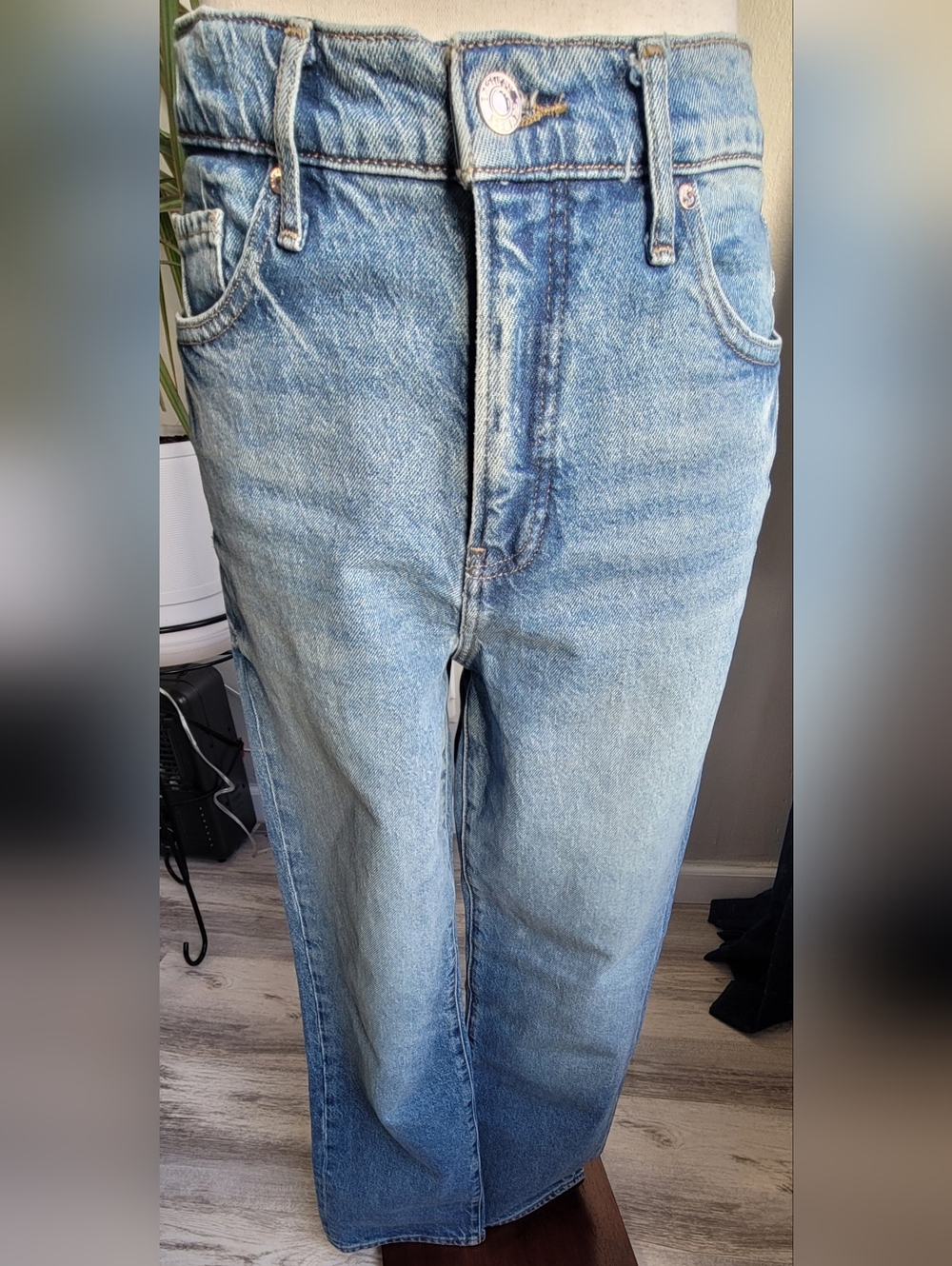 Express High Rise Straight Ankle Jeans Light Wash Size 6